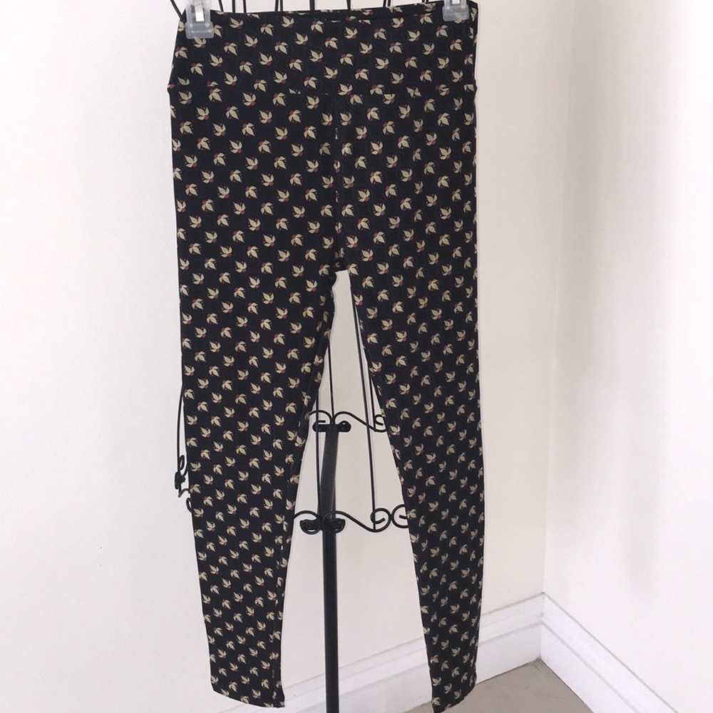 LuLaRoe OS leggings